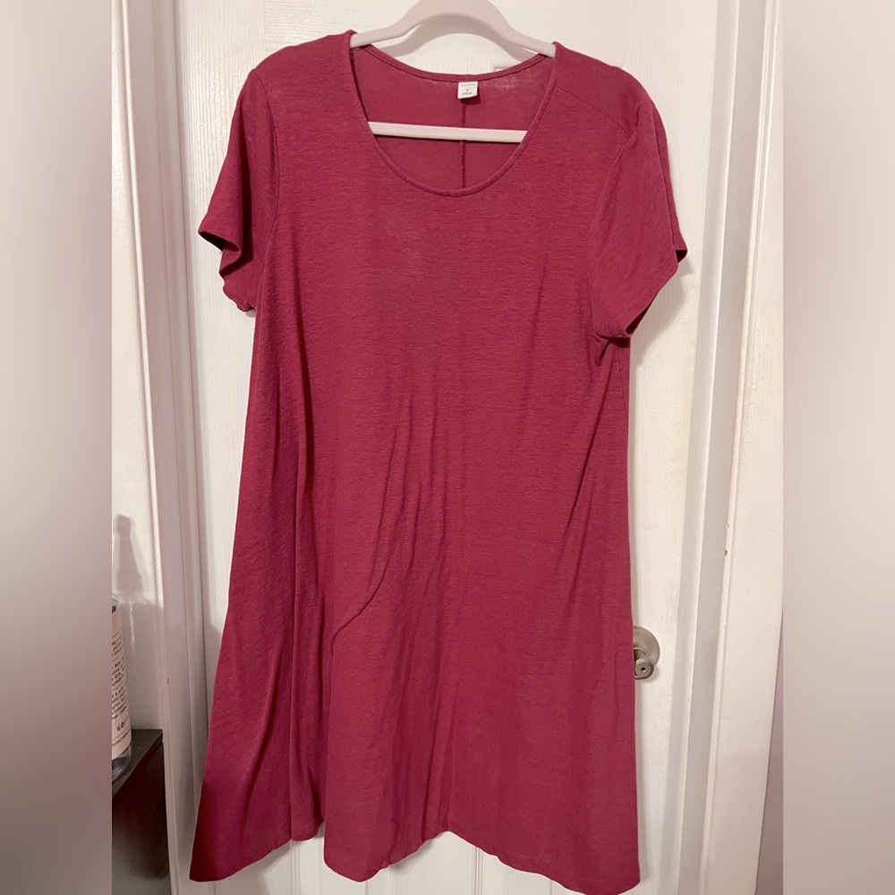 XL Old Navy dress in magenta